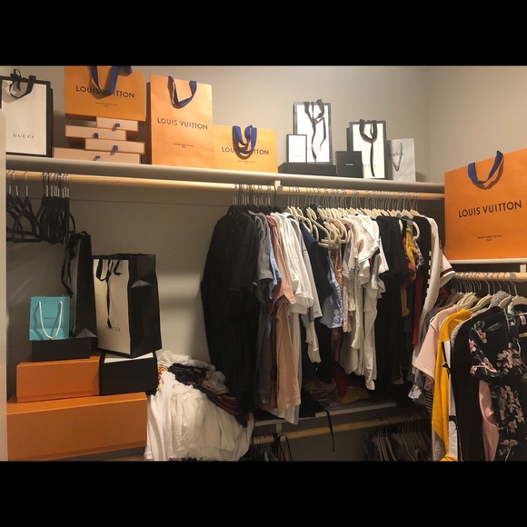 Meet your Posher, Kenny - Picture 2 of 2